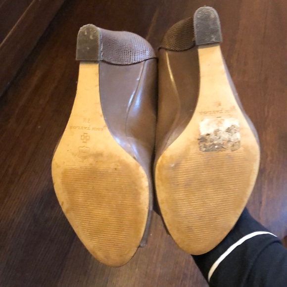 Ann Taylor Cass ankle strap wedges - Picture 5 of 5